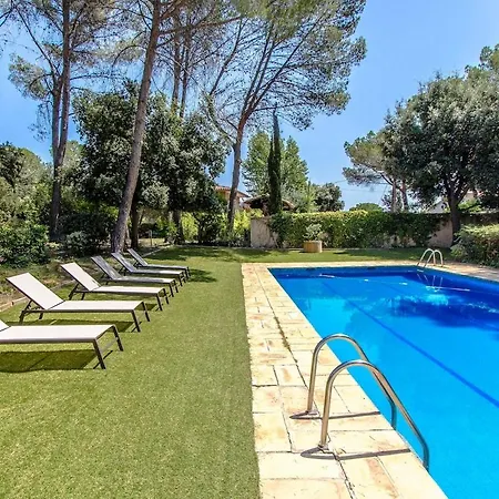 Catalunya Casas Heavenly Haven For 16 Pax , 30km From Barcelona! San Feliu del Raco
