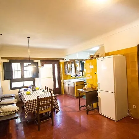 Catalunya Casas Heavenly Haven For 16 Pax , 30km From Barcelona! San Feliu del Raco