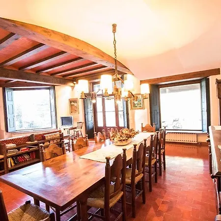 Catalunya Casas Heavenly Haven For 16 Pax , 30km From Barcelona! Villa